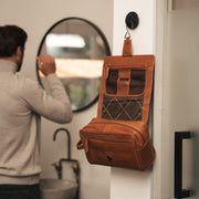 Cognac Leather Toiletry Bag Rosario, product view 2