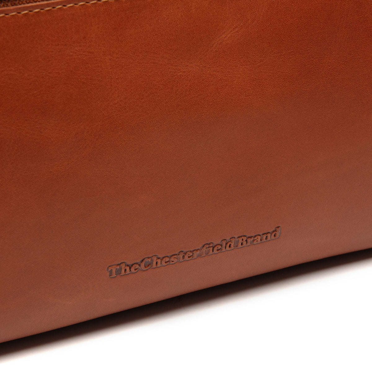 Cognac Leather Toiletry Bag Trevia, detail view 5