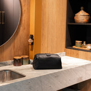 Black Leather Toiletry Bag Vince, product view 2