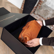 Cognac Leather Toiletry Bag Vince, product view 2