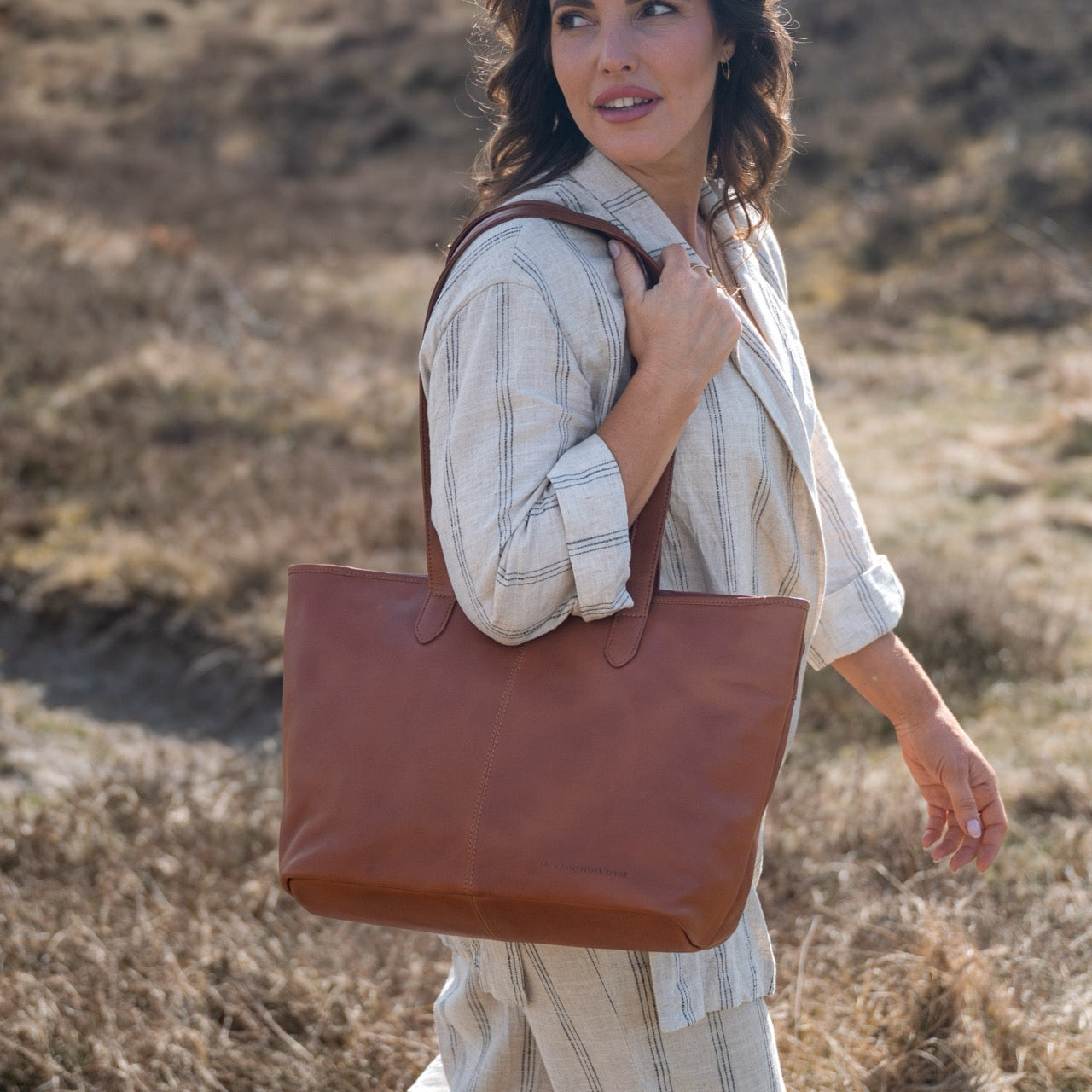 Cognac Leather Tote Bag Monza, product view 3