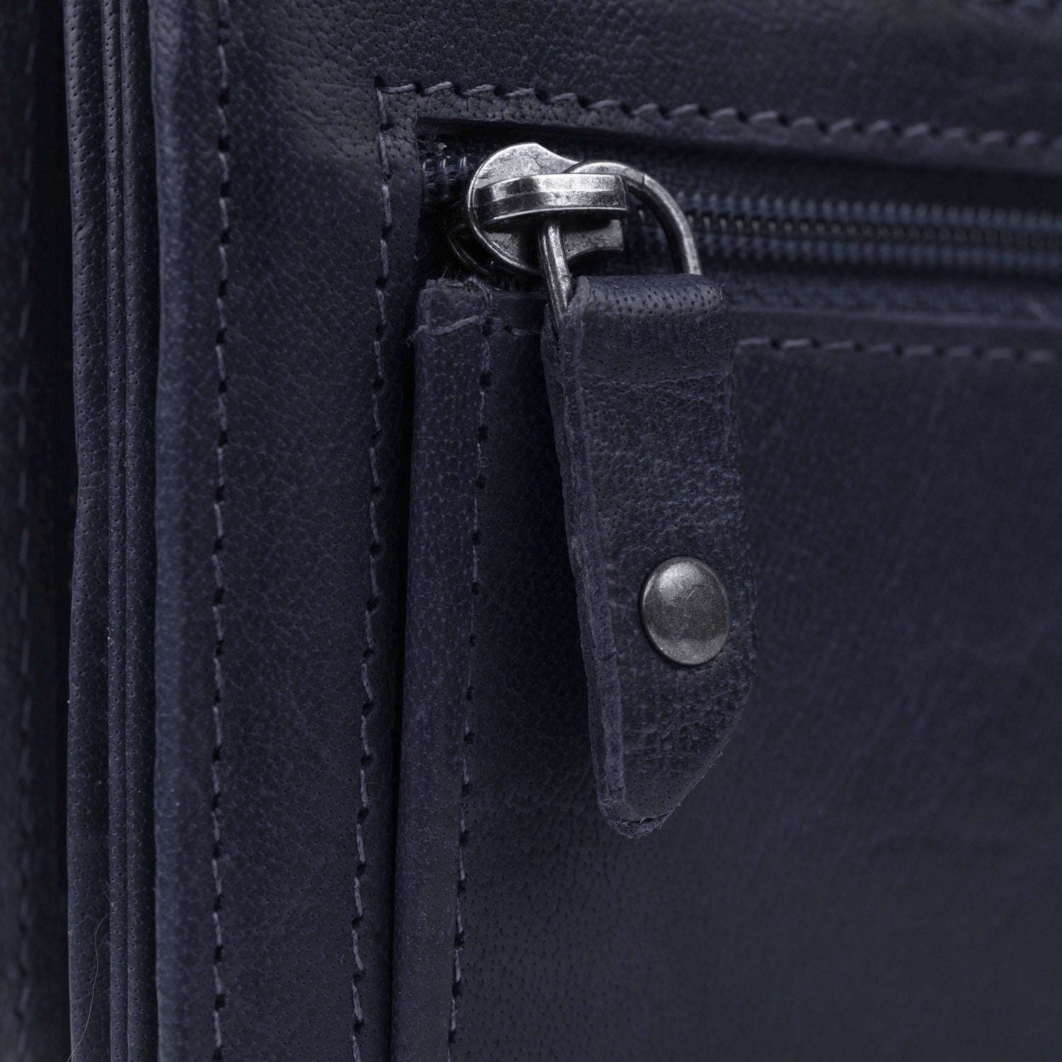 Navy Leather Wallet Hampton, detail view 3