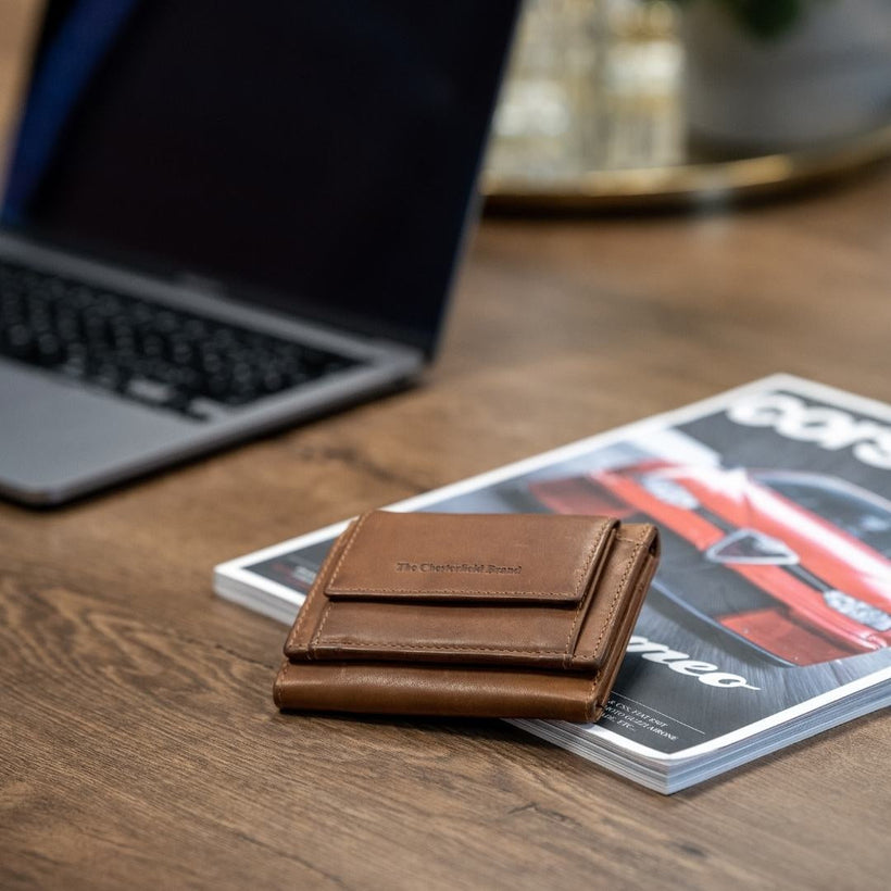 Cognac Leather Wallet Harthoft, front view