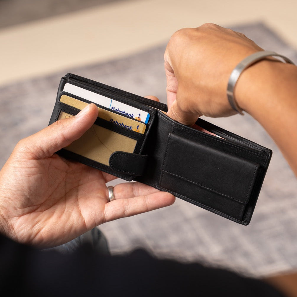 Black Leather Wallet Marvin, product view 3