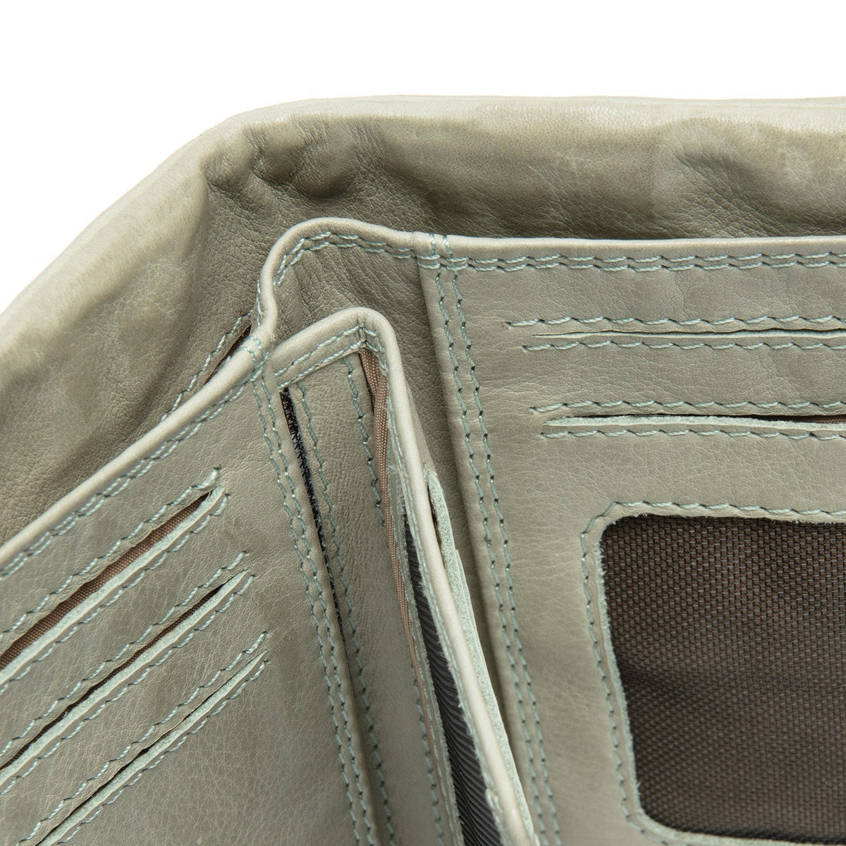 Ocean Green Leather Wallet Mavona, detail view 1