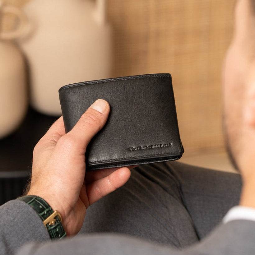 Black Leather Wallet Stephens, front view