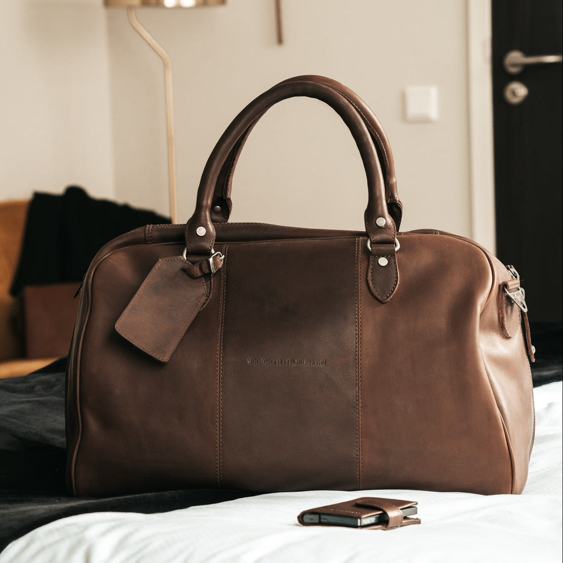 Brown Leather Weekender Bag Liam, product view 2
