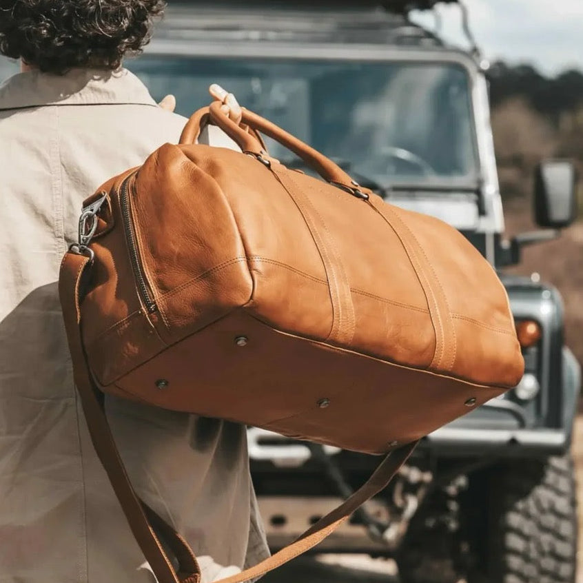 Cognac Leather Weekender Bag Melbourne, product view 2