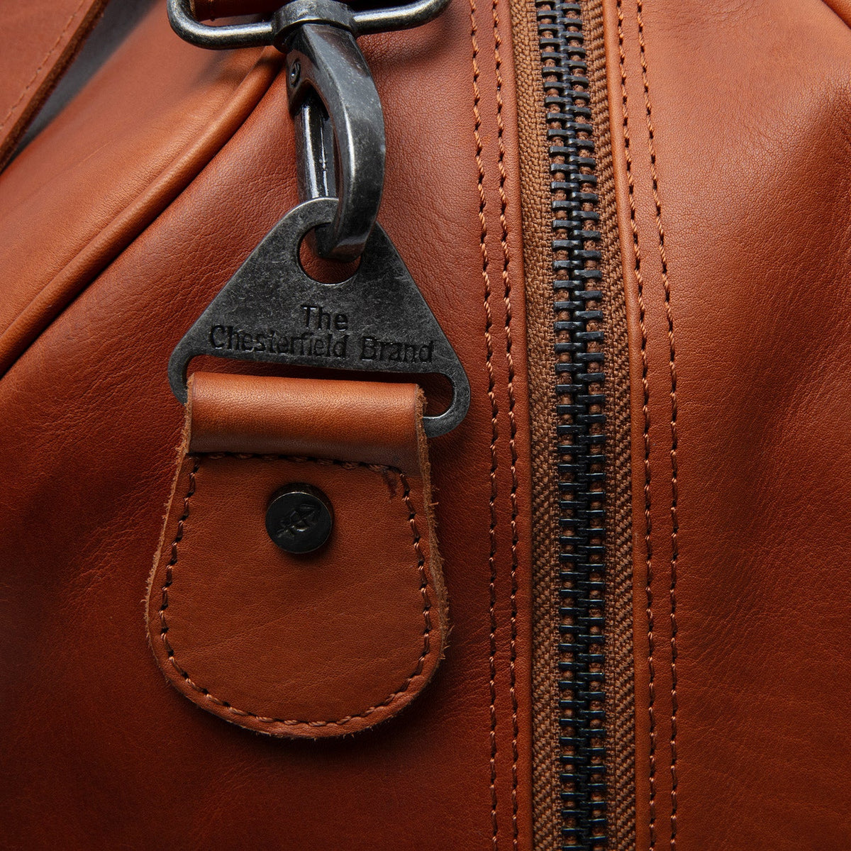 Cognac Leather Weekender Bag Rivaro, detail view 3