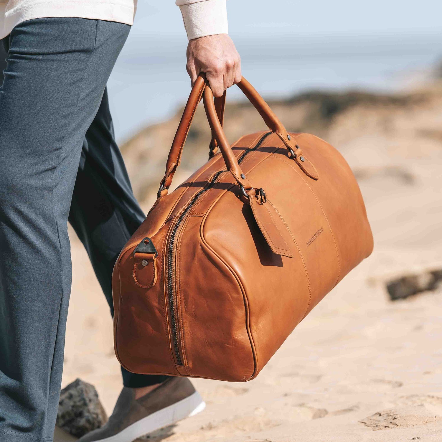 Cognac Leather Weekender Bag William, product view 2
