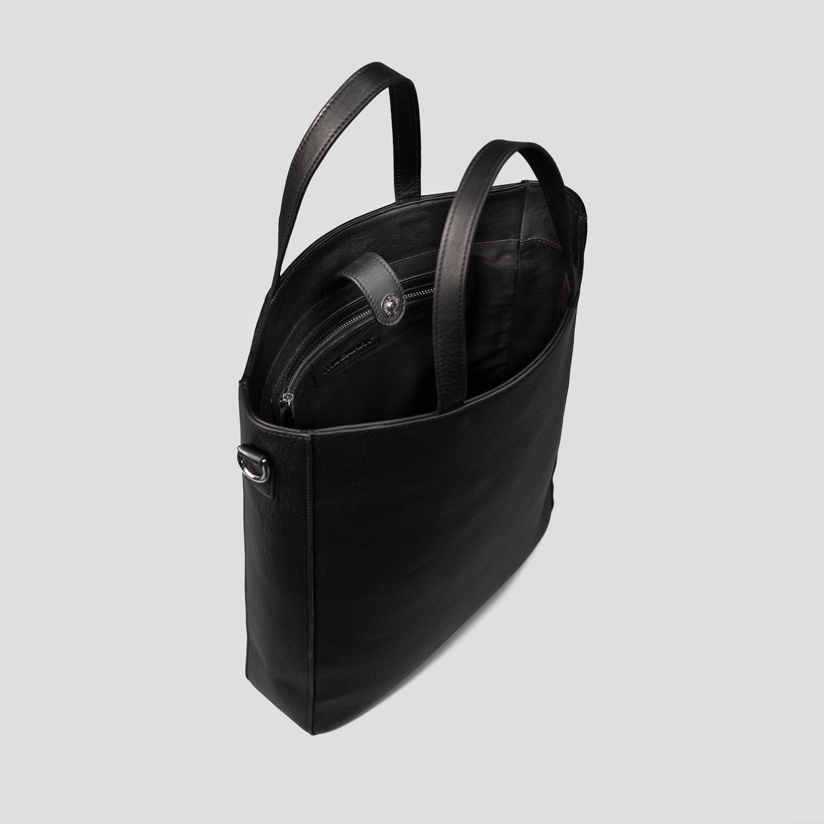 The Poet Leather Tote Bag – alternate product view 4