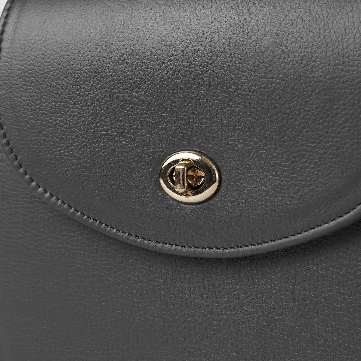 The Sandra Leather Saddle Bag – alternate product view 7