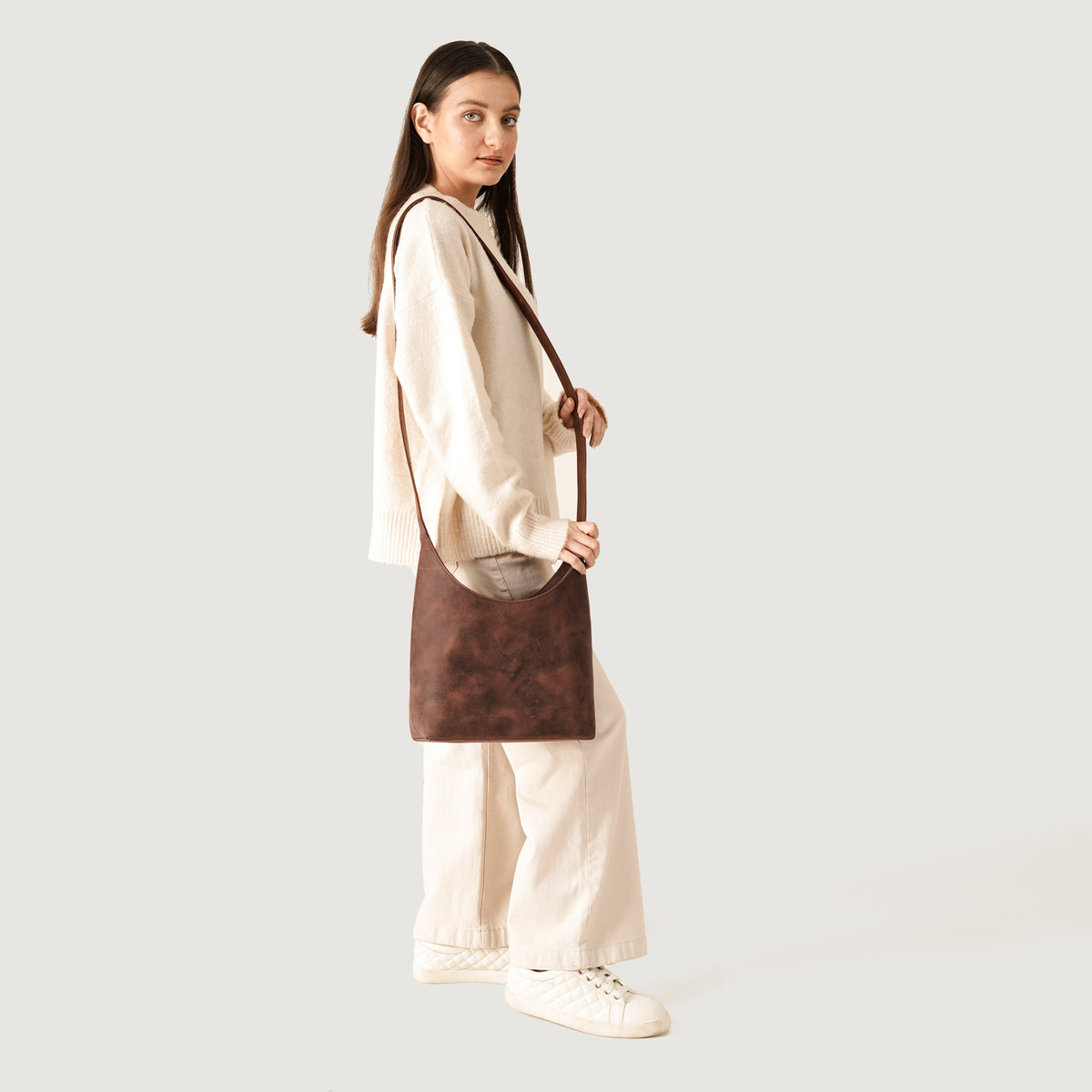 The Stefani Leather Hobo Bag – alternate product view 2