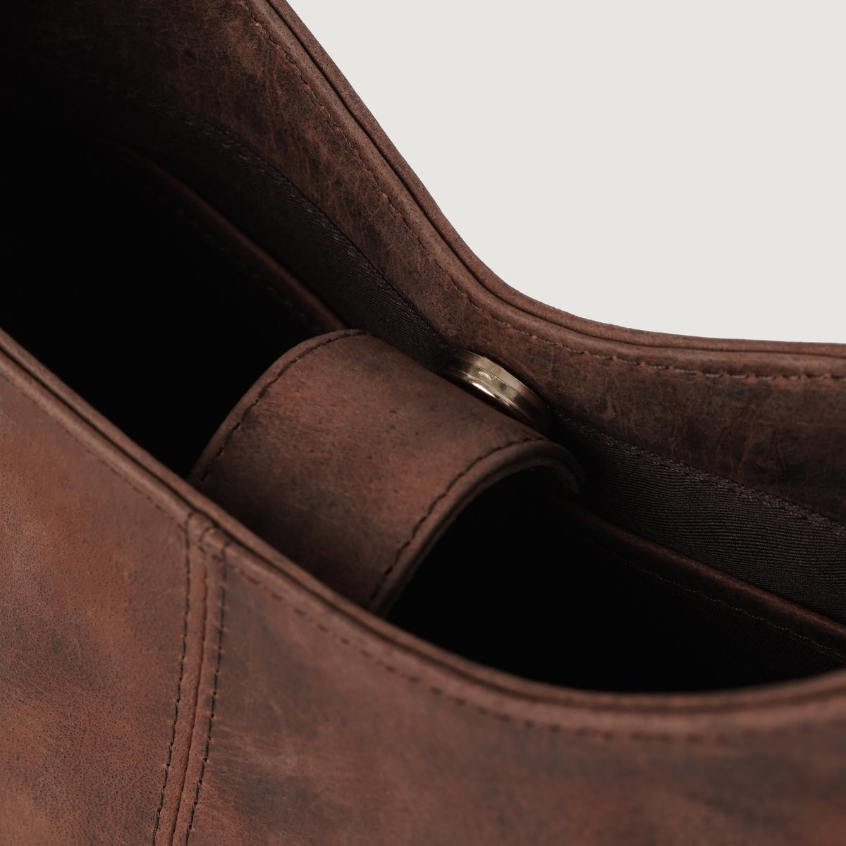 The Stefani Leather Hobo Bag – alternate product view 7